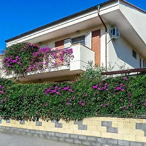 Dolce Casa N41 3* Savoca