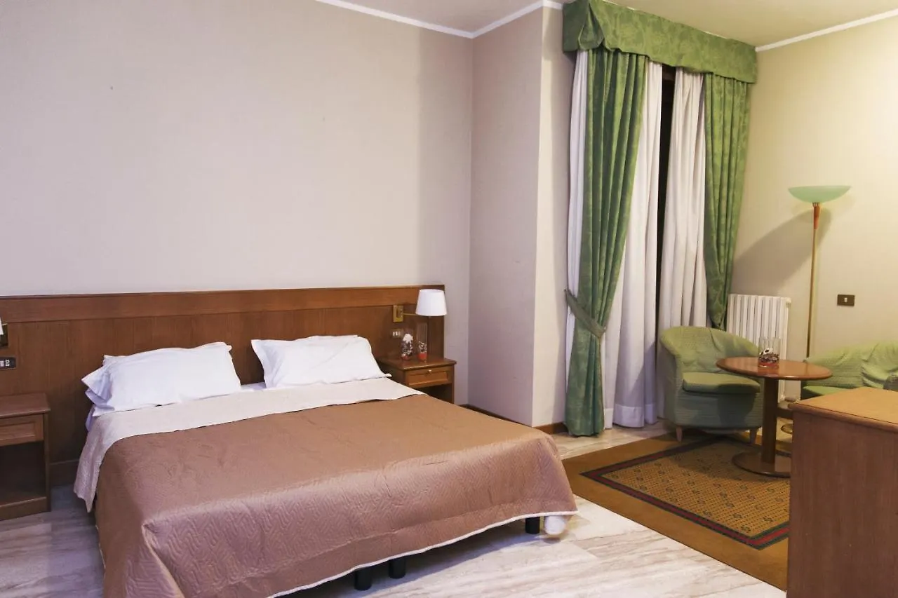 Hotel Clementi Salice Terme